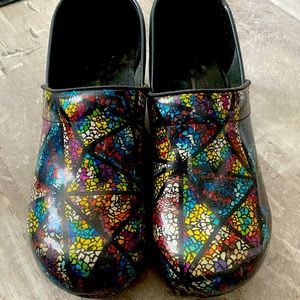 Sanita slip resistant nursing clogs size 42